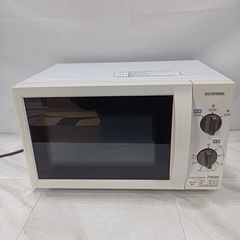 [八5757]  アイリスオーヤマ   2019年製  50Hz専用　電子レンジ　IMB-T176-5-W  外形寸法　幅440㎜  奥行き325㎜  高さ255㎜  加熱室の有効寸法　幅306㎜  奥行き307㎜  高さ190㎜  ターンテーブルの直径255㎜  の画像