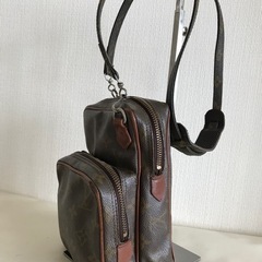 良品 ルイヴィトン ショルダーバッグ アマゾンの画像