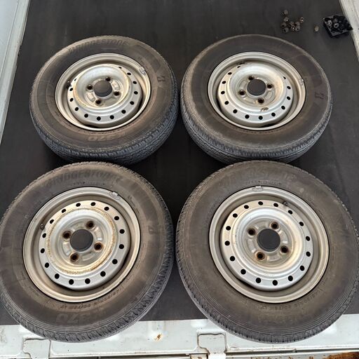 414F5NPqX8L._UF350,350_QL50_.jpg