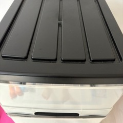 収納ボックスの画像