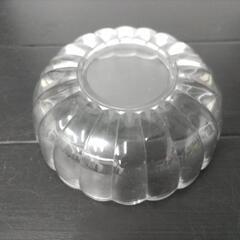 ガラス製ボウル３個セット/食器の画像