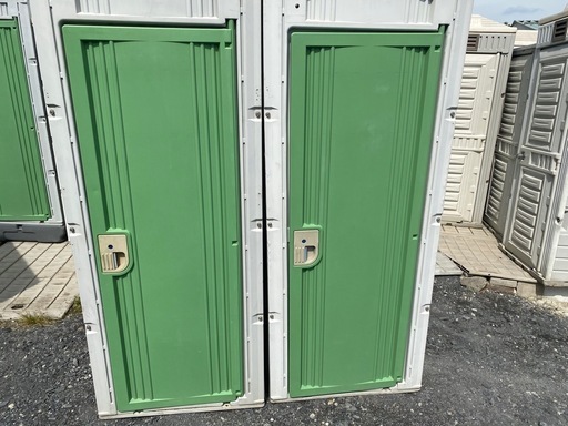 仮設トイレ　中古　大小セット　清掃済み