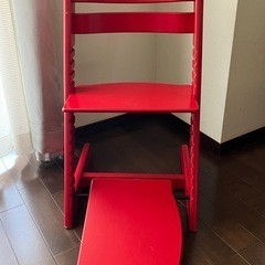 トリップトラップ ベビーセット付き レッドの画像