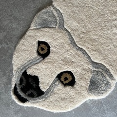 美品 しろくまカーペットの画像