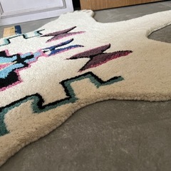 美品 しろくまカーペットの画像