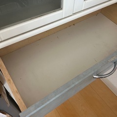 食器棚の画像