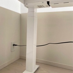 パソコンデスクの画像