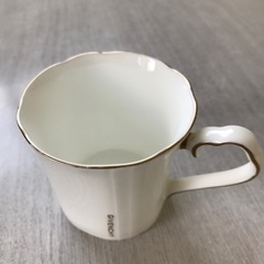 ジバンシー　カップの画像