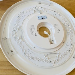 ★ほぼ未使用品★IKEAシーリングライト　リモコン・調光付き　ESKADERの画像
