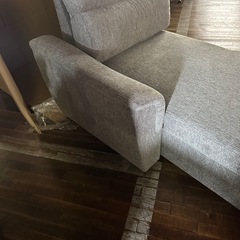 平日お渡しは値引き　一人掛け　二人掛け　ソファ　未使用の画像