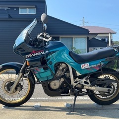 ホンダ　トランザルプ400V  
XL400V