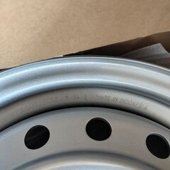 ボンゴバン　鉄ホイール　中古の画像