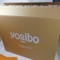 yogibo mega moon pillow フラミンゴ　【未使用品】の画像