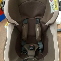 取引中　combi チャイルドシート 