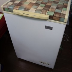 Electrolux. 冷凍ストッカー
