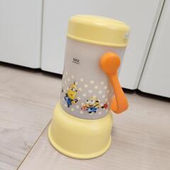 ミニオン ポータブル加湿器ランタンの画像
