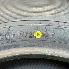 【8月末までラストワン】　アルファード　RAV4 ハリアー　225/65R17 4本　交換工賃込み　の画像
