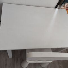 IKEA イケア 子供用テーブルと椅子 ホワイト SUNDVIK...