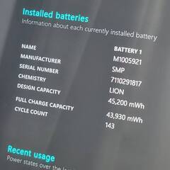 Surface laptop2 8gb 256gb プラチナ色の画像