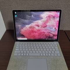 Surface laptop2 8gb 256gb プラチナ色の画像
