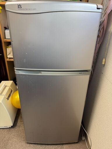 冷凍冷蔵庫 2004年製・小型・一人暮らしやサブ冷蔵庫に