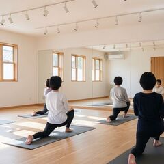 40~70代のためのこころと身体を整えるやさしいヨガ【和泉多摩川駅徒歩1分 無料体験実施中】の画像