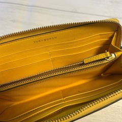 【中古】トリーバーチ　長財布の画像