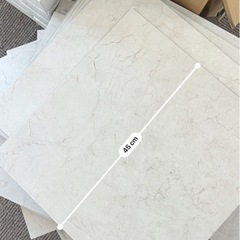 中古置くだけカーペットタイル10畳分の画像