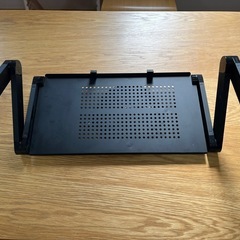 ノートパソコン置き場　クーラー付　ファン付　高さ変更可能の画像