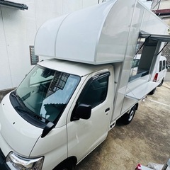 ⭐︎ほぼ新車⭐︎令和6年式キッチンカー⭐︎トヨタタウンエースの画像