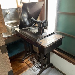 譲ります！足踏みミシンの画像