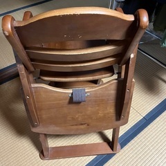 乳児用テーブル