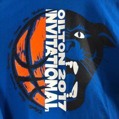🔷🔶期間限定・特別価格🔶🔷GILDAN ヘビーコットンTシャツ 青 Sサイズ OILTON INVITATIONAL 2017 バスケットボール ヴィンテージ風 古着の画像