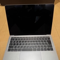 Apple MacBook AIR 13インチ　2019年　250GB 箱付きの画像