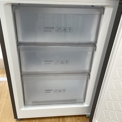 【トレファクマーケット久喜店】TCL　2ドア冷蔵庫 186L　2024年製の画像