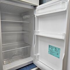 冷蔵庫大幅値下げしました🎵￥13,200→￥9,900　No3302　２ドア冷蔵庫　ハイアール　2018年製　容量130L　1人暮らしに最適なサイズです♪　リサイクルショップどりーむ天保山店の画像