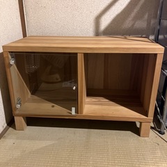 《引取り限定》イケア トレービー 木製シェルフ 廃盤品 ガラス扉...