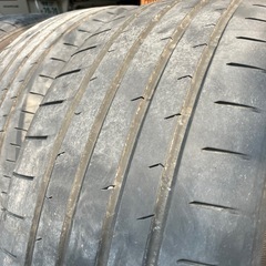 タイヤ　215-45/18の画像