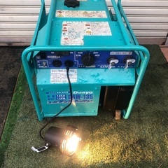 実働　デンヨー製　軽量50kg インバーター発電機　アーク溶接機...