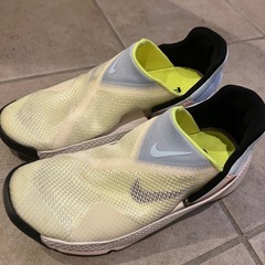 NIKE フライイーズ　スニーカー24cmの画像