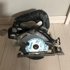 ハイコーキ丸鋸　（バッテリー付き）