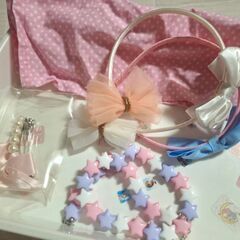 可愛いヘアアクセサリーのセット星のネックレス等の画像