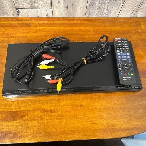 Panasonic Blu-raydisc Player DMP-BDT110 (Min Seryo) 亀井の