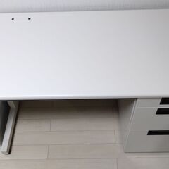 【激安】コクヨオフィスデスク+チェアセットの画像