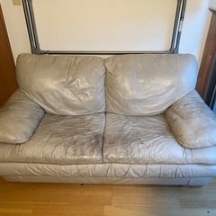ソファ(7月末まで)
