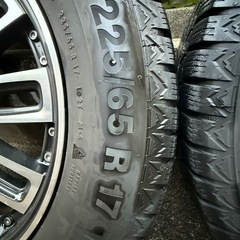 225/65R17の画像