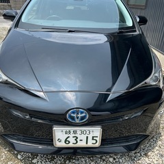 車検長い！プリウスSセーフティプラスの画像