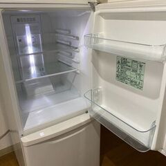 冷蔵庫 パナソニック NR-B147W-Wの画像