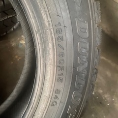 ダンロップウィンターマックス スノータイヤ 4本セット 22年式 新品ばり溝 185/60/R15の画像