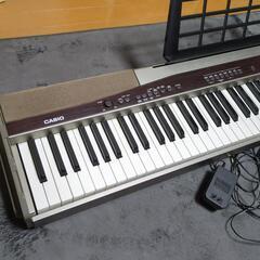 電子ピアノ　YAMAHA　Privia